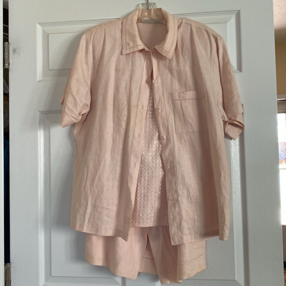 Peach sequined top and matching linen skirt. Breezy & comfortable summer outfit - Picture 8 of 9